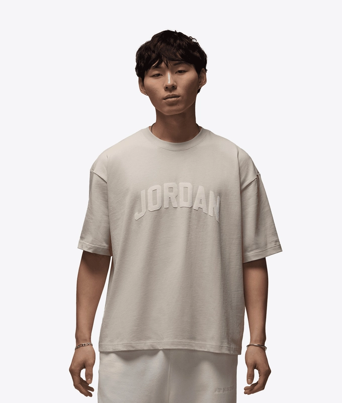 FLIGHT ESSENTIALS BOXY SHORT SLEEVE CREW T-SHIRT