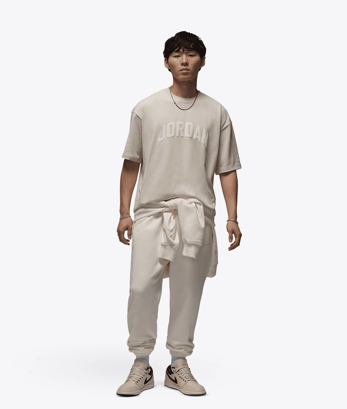 FLIGHT ESSENTIALS BOXY SHORT SLEEVE CREW T-SHIRT