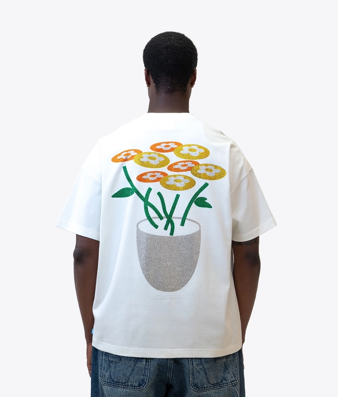 CLASSIC FLOWER RHINESTONE GRAPHIC T-SHIRT