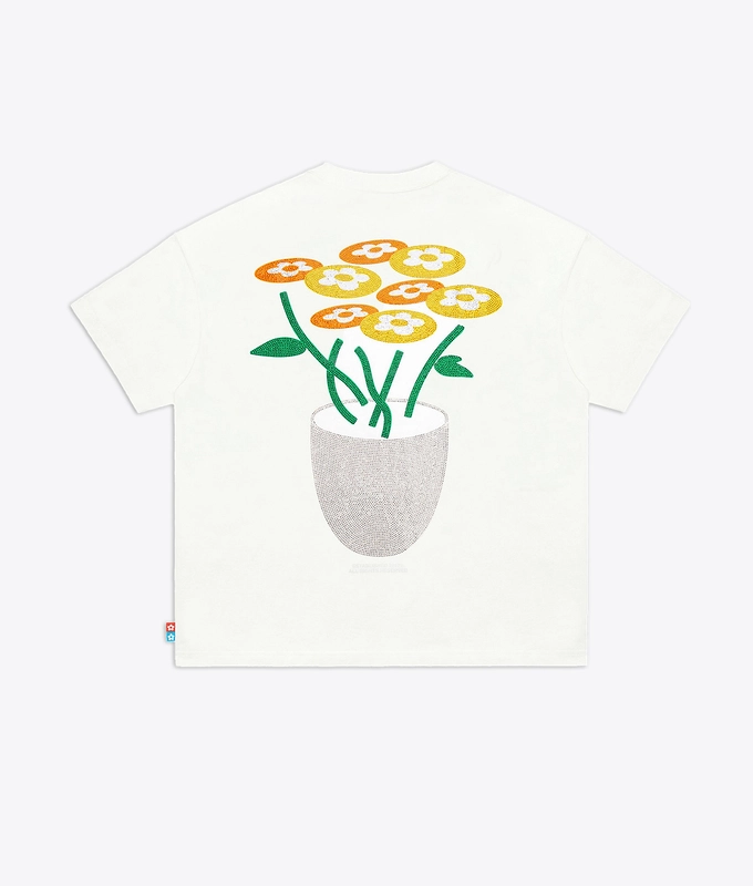 CLASSIC FLOWER RHINESTONE GRAPHIC T-SHIRT