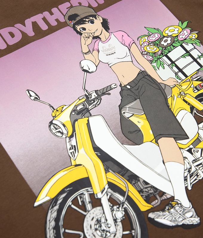 BIKE GIRL GRAPHIC T-SHIRT
