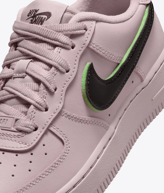 AIR FORCE 1 LV8 2