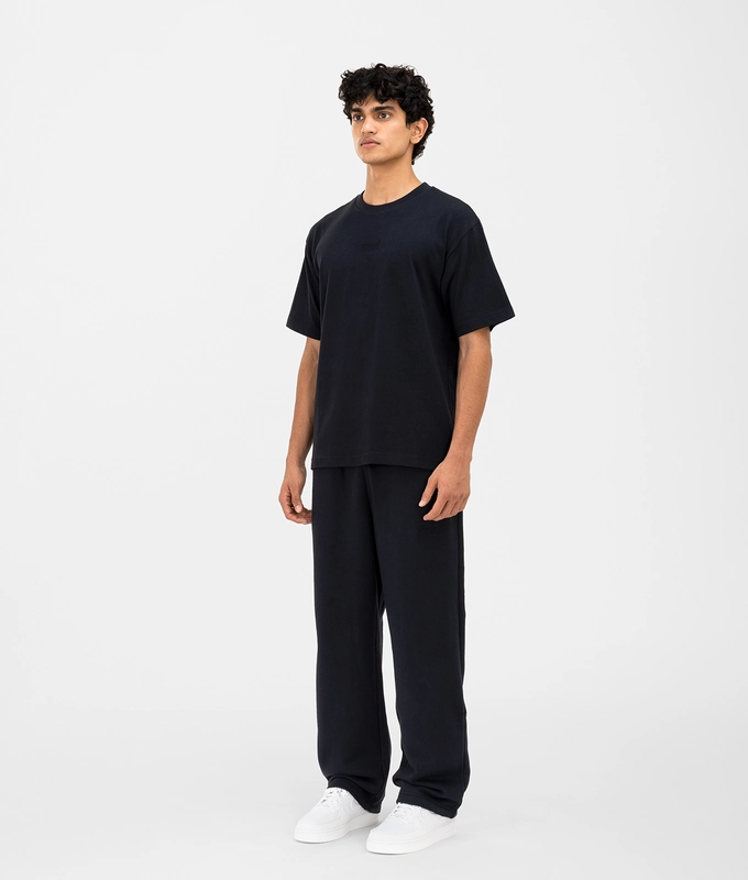ESSENTIALS T-SHIRT