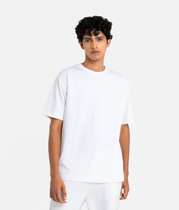 ESSENTIALS T-SHIRT