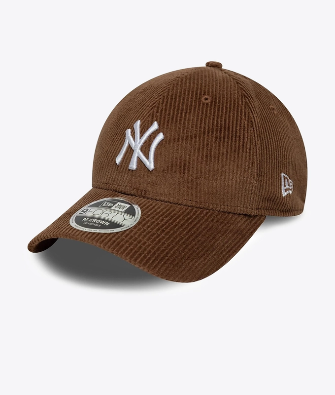 9FORTY M-CROWN CORDUROY NEW YORK YANKEES ADJUSTABLE CAP