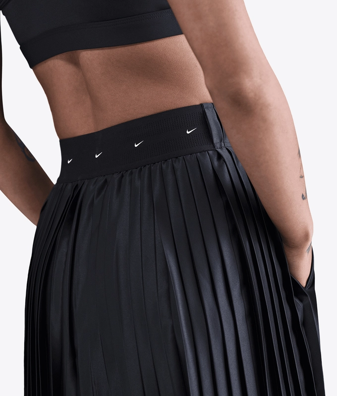 SPORTSWEAR PLEATED TRACK PANT