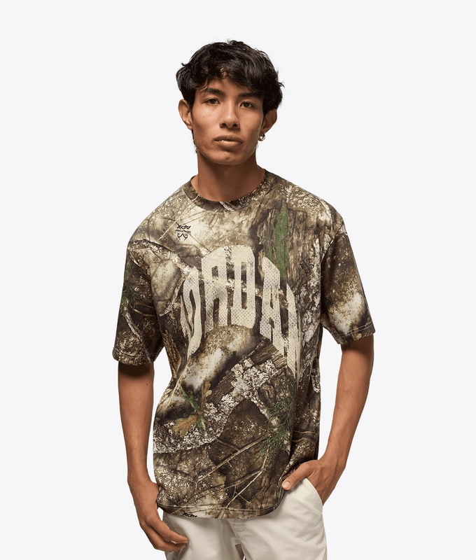 BROOKLYN REALTREE PRINTED SHORT SLEEVE CREW TEE