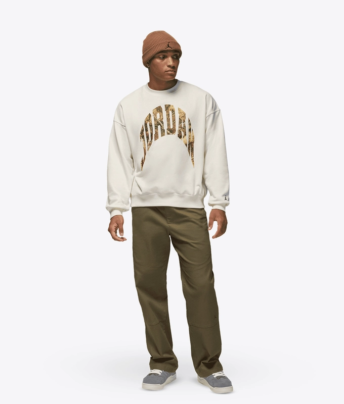 BROOKLYN REALTREE GRAPHIC CREW SWEATSHIRT