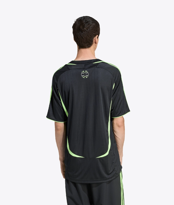 TEAMGEIST TEE