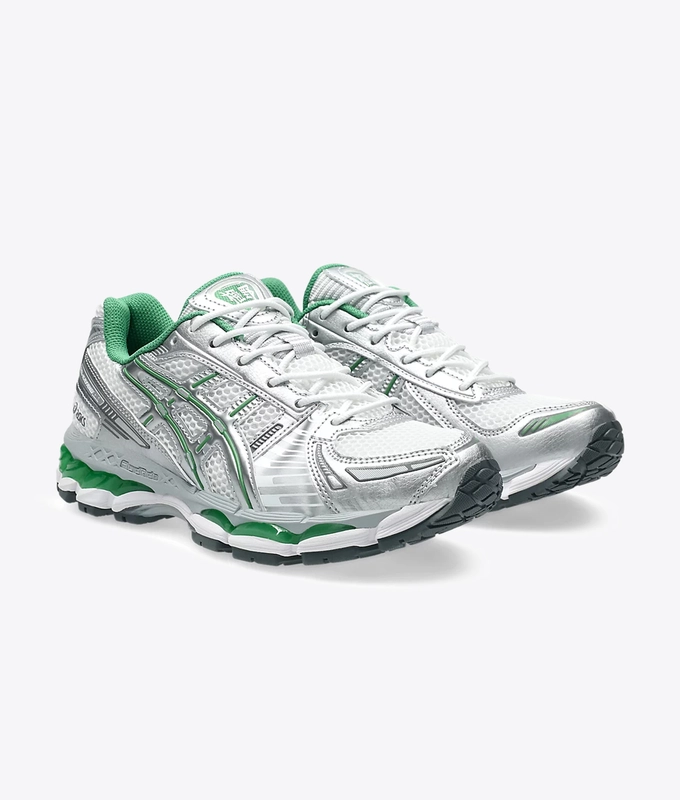 GEL-KAYANO 121