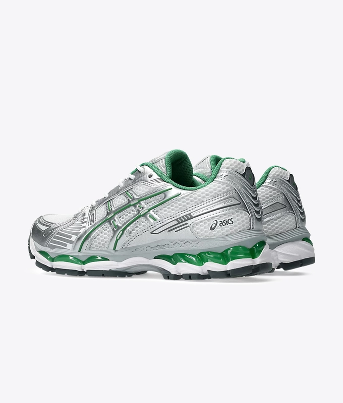 GEL-KAYANO 121