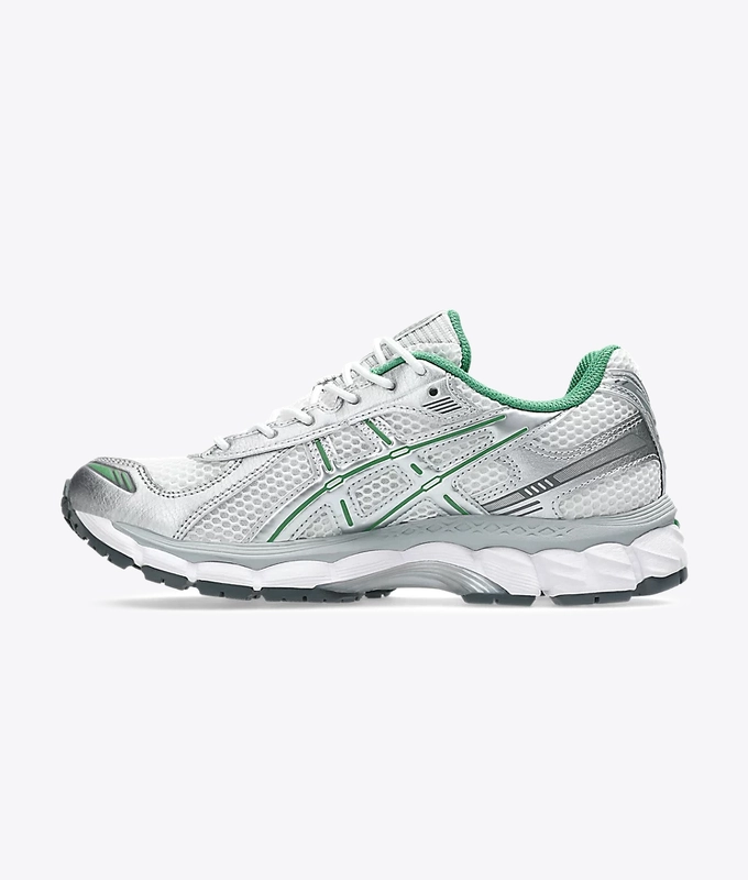 GEL-KAYANO 121