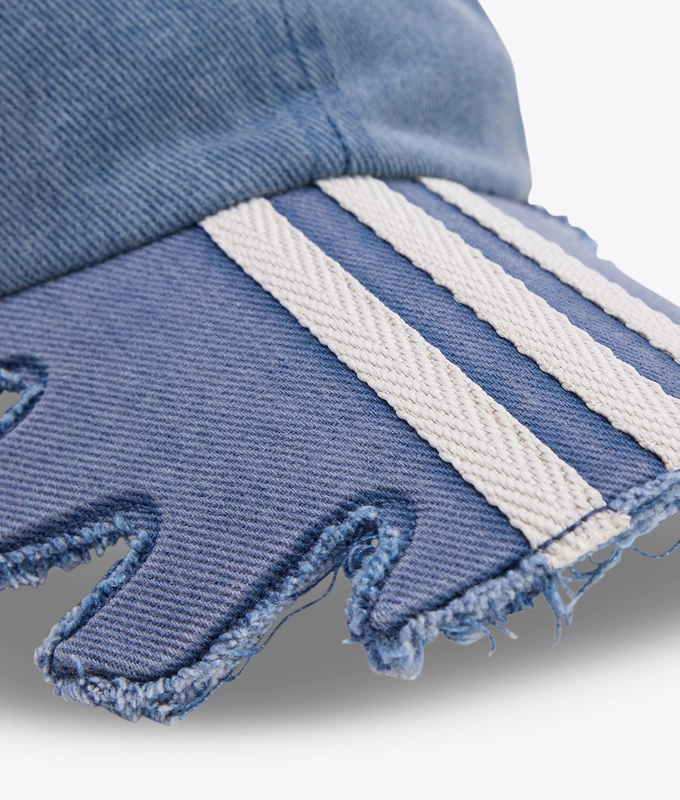 X AVAVAV SLASHED 3 STRIPE CAP