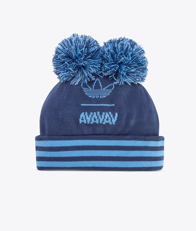 X AVAVAV POM POM BEANIE