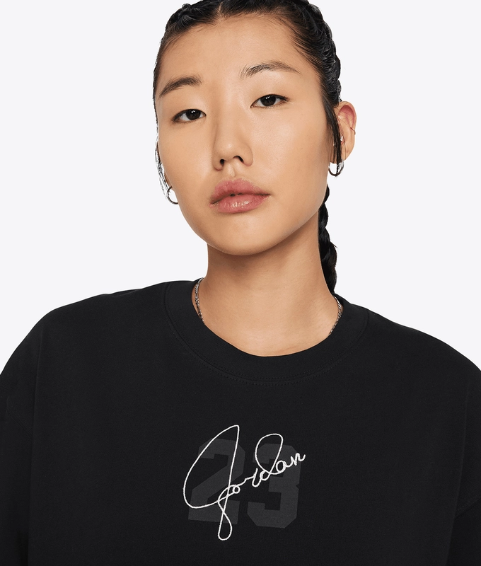 BROOKLYN GIRLFRIEND GRAPHIC TEE