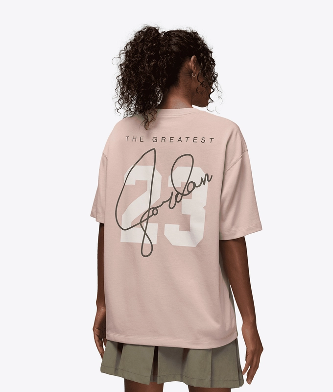 BROOKLYN GIRLFRIEND GRAPHIC TEE