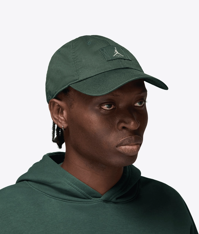 FLIGHT PATCH UNSTRUCTURED CURVED BILL CLUB CAP