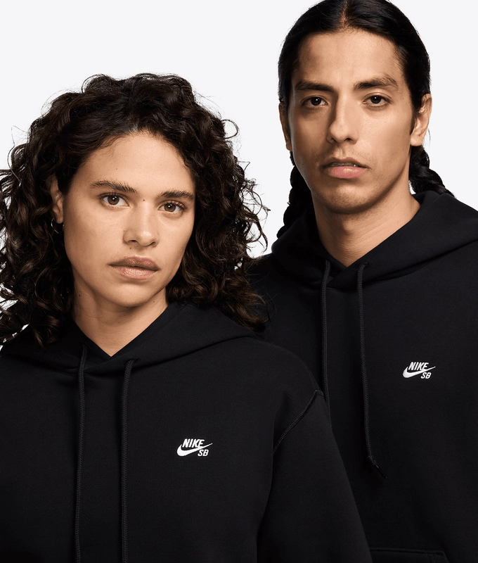 SB ESSENTIALS FLEECE PULLOVER HOODIE