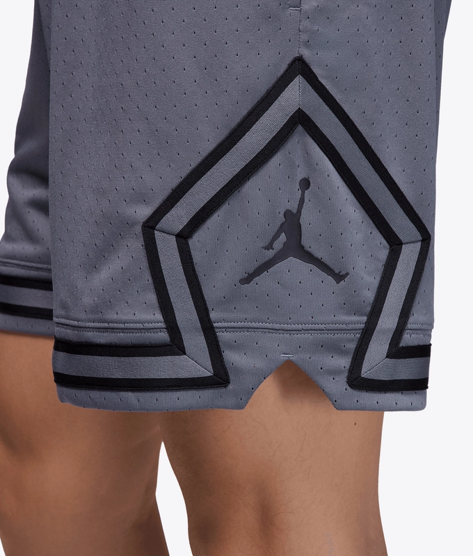DRI-FIT SPORT DIAMOND SHORT
