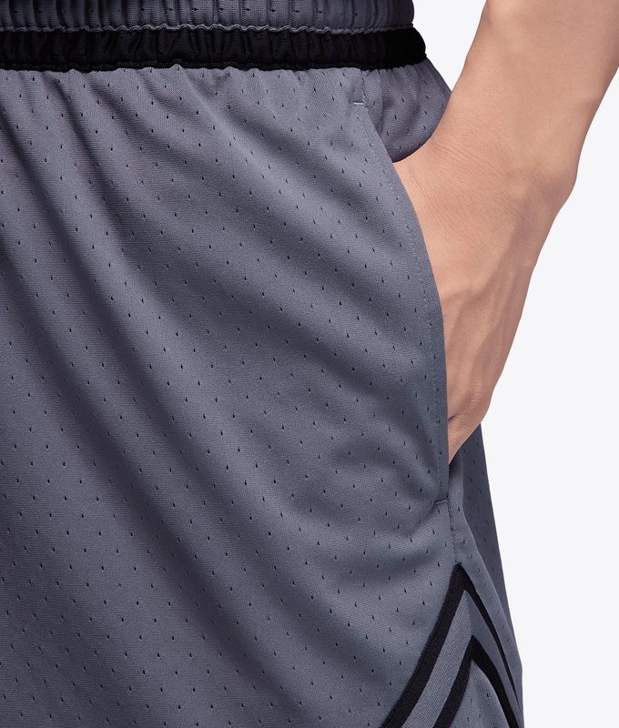 DRI-FIT SPORT DIAMOND SHORT