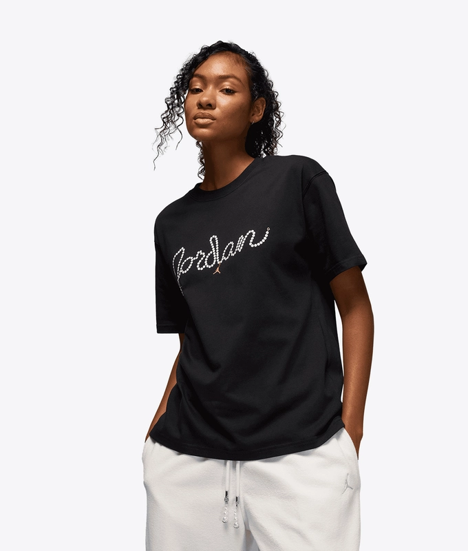 BROOKLYN GIRLFRIEND GRAPHIC TEE