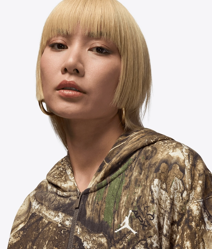 BROOKLYN REALTREE FLEECE CROP HOODIE