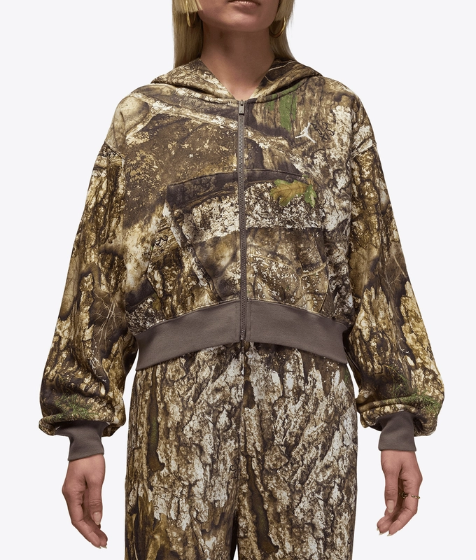 BROOKLYN REALTREE FLEECE CROP HOODIE