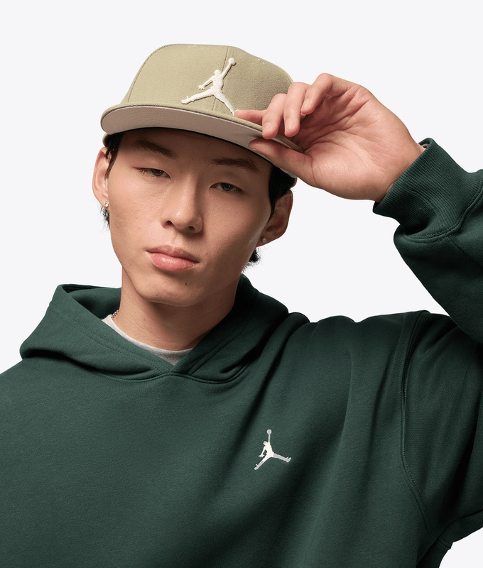 BROOKLYN OVERSIZED PULLOVER HOODIE