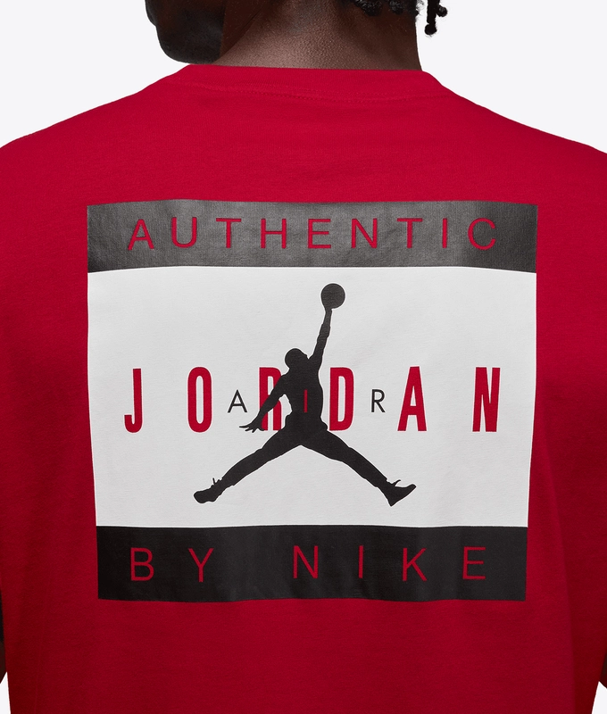 AUTHENTIC GRAPHIC TEE