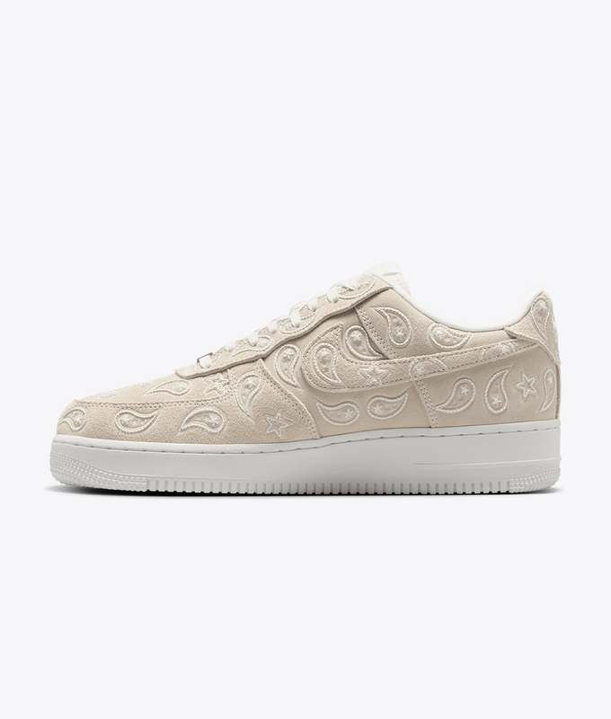 AIR FORCE 1 '07 LV8