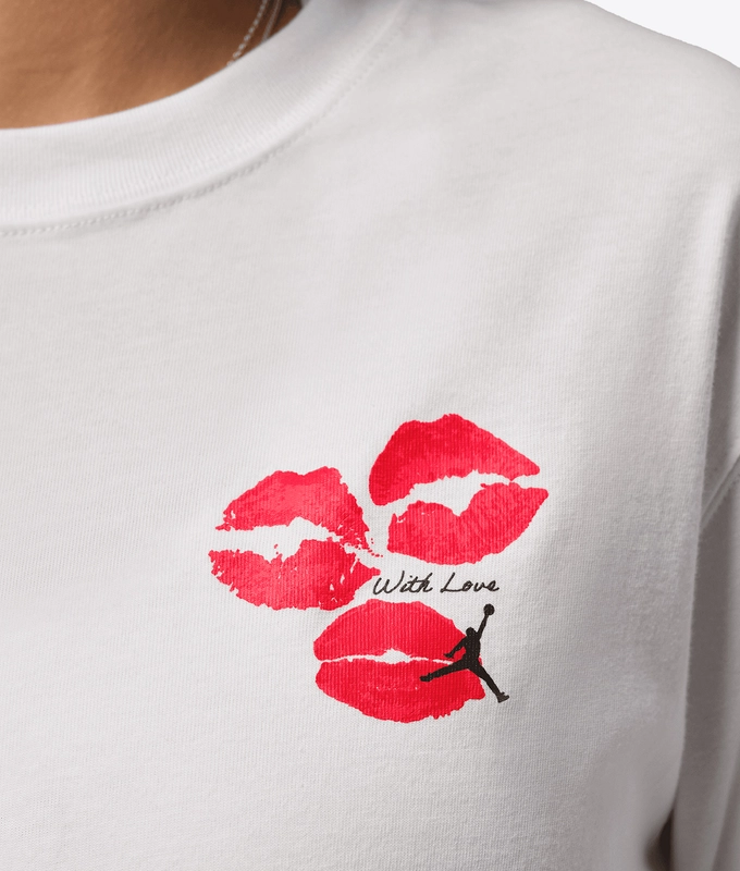 JORDAN FLIGHT GIRLFRIEND KISS GRAPHIC TEE
