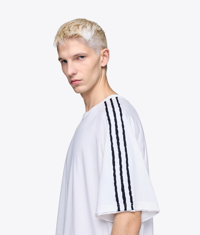 RAW EDGE 3-STRIPE TEE