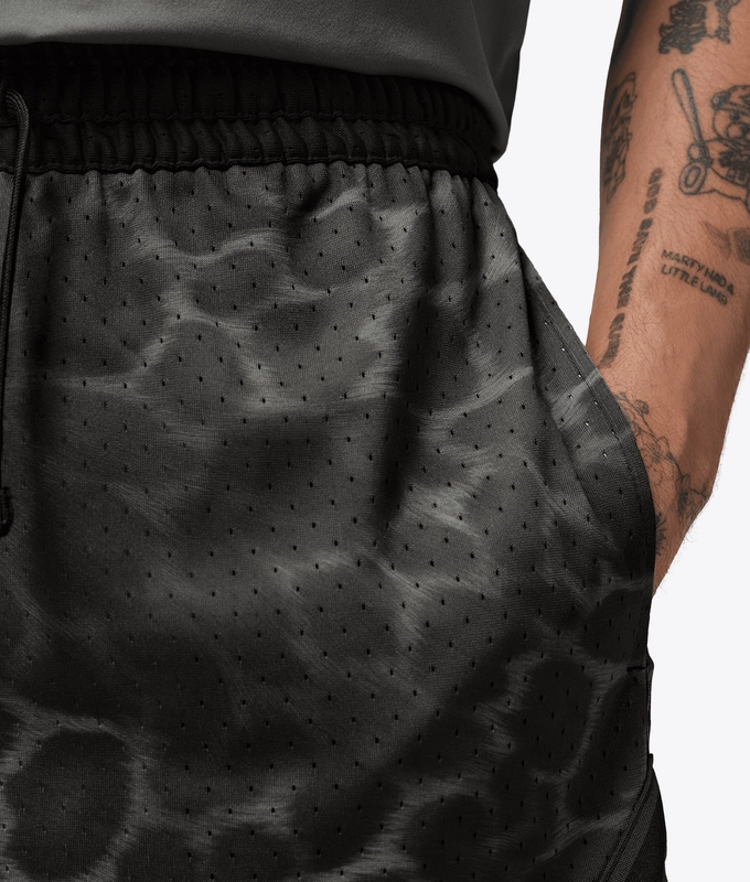 JORDAN SPORT DRI-FIT PRINTED DIAMOND SHORT