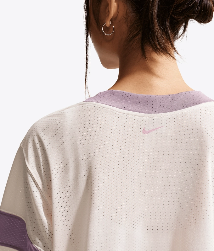 NIKE SPORTSWEAR CROP JERSEY