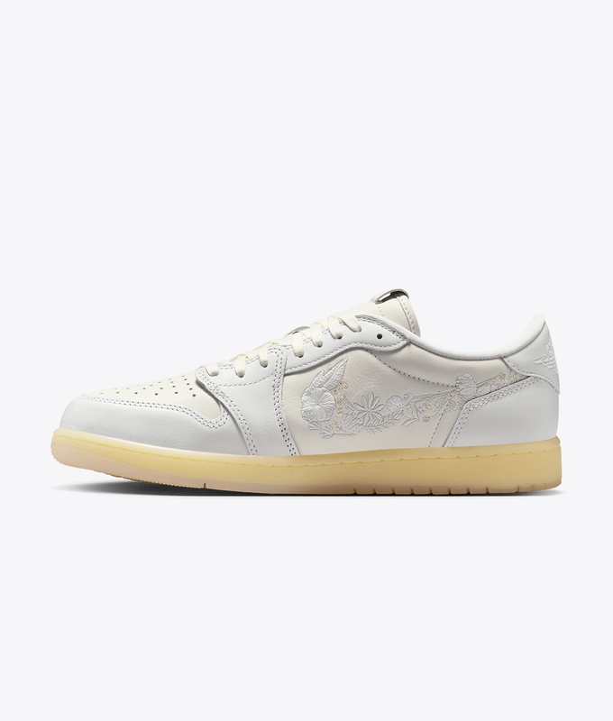 AIR JORDAN 1 RETRO LOW OG