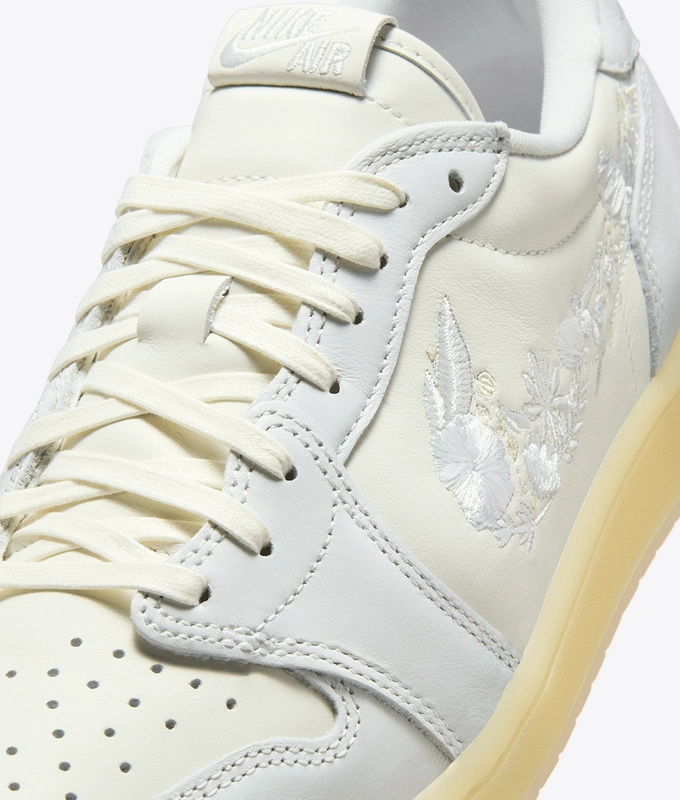 AIR JORDAN 1 RETRO LOW OG