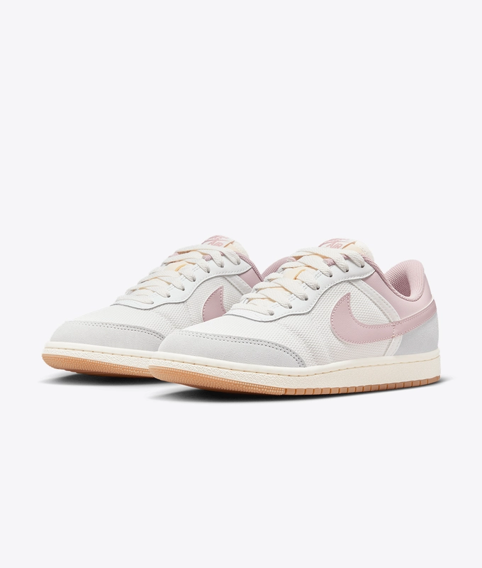 AIR JORDAN 1 SKYLINE LOW