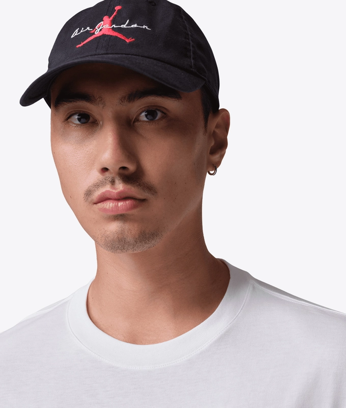 TRAVEL GRAPHIC CREW TEE