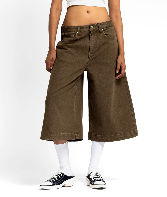 Mega Shorts