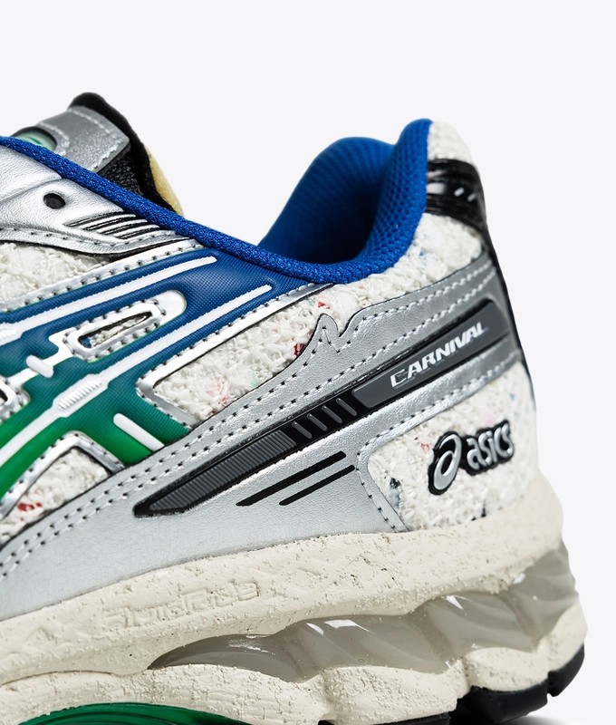 X CARNIVAL GEL-KAYANO 121