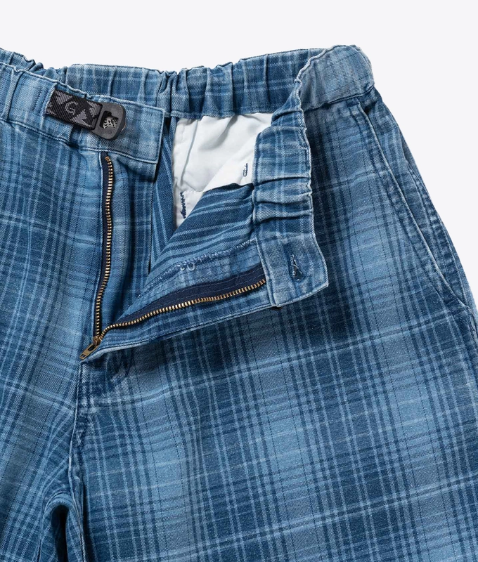LAGOON DENIM PLAID SHORT