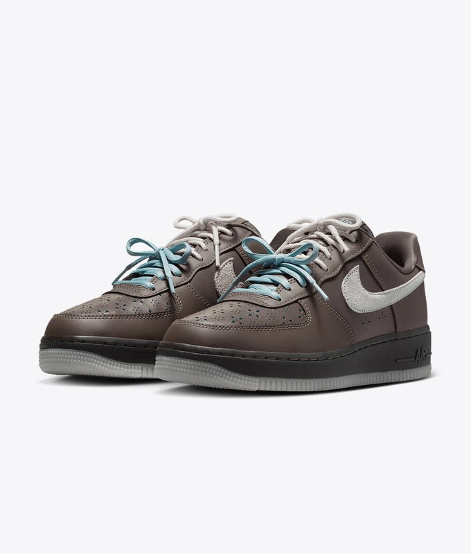 AIR FORCE 1 '07 LV8 FEMME