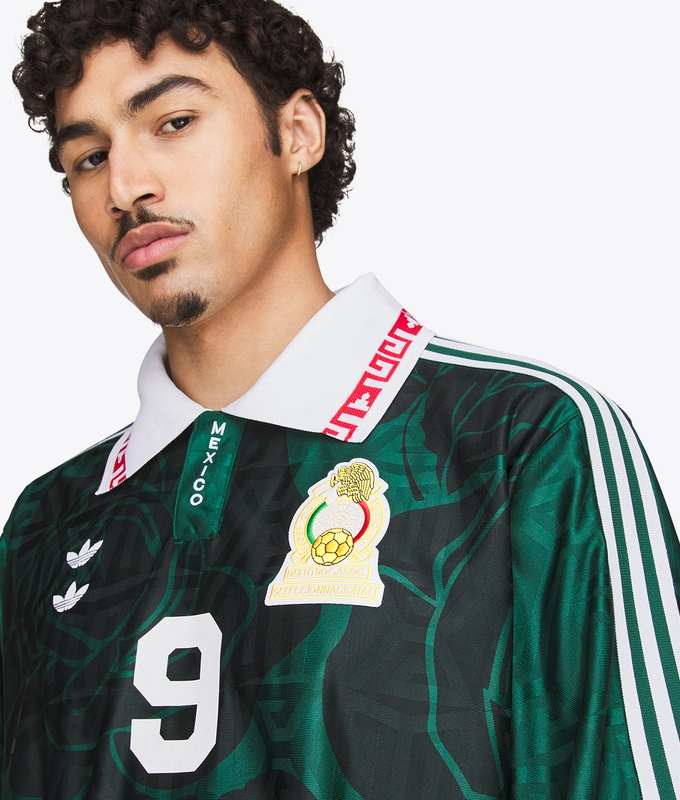 X WILLY CHAVARRIA SOCCER JERSEY