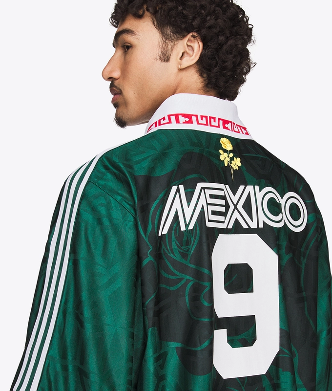 X WILLY CHAVARRIA SOCCER JERSEY