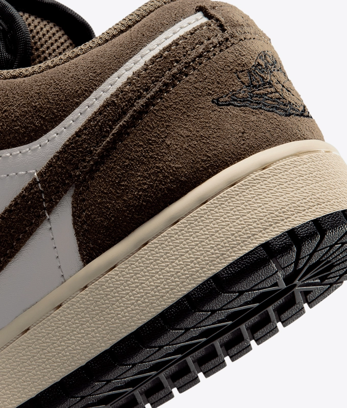AIR JORDAN 1 LOW
