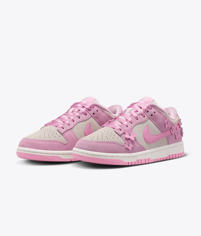 DUNK LOW SE