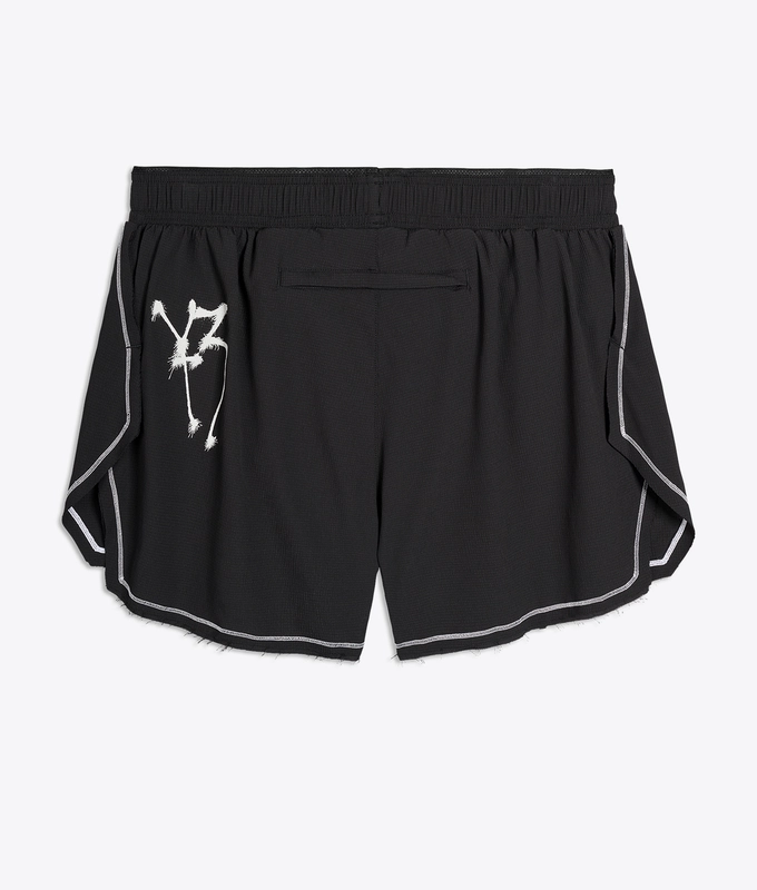 GRAPHIC RUNNING SHORT