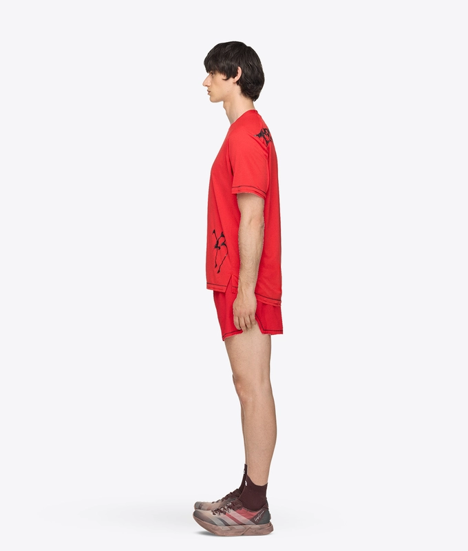 GRAPHIC RUNNING TEE