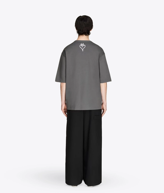 CHITO GRAPHIC TEE
