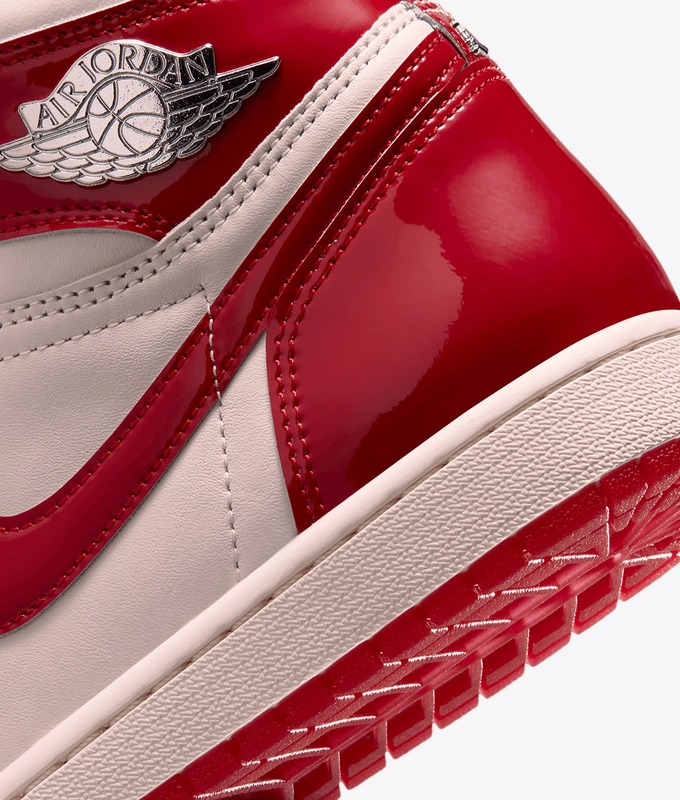 AIR JORDAN 1 RETRO HIGH OG